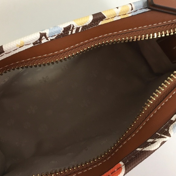 Tory Burch Cosmetic Bag | NWT - Picture 5 of 8